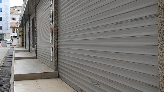 Elazığ'da cadde ve sokaklarda kısıtlama sessizliği