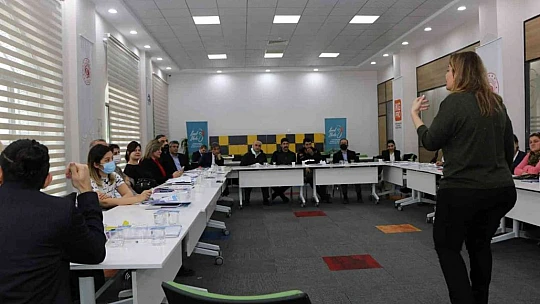 Elazığ'da 'İşin Var, Gücün Var' çalıştayı düzenlendi