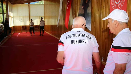 Elazığ'da 'Yetişkin Gençler Bocce Turnuvası' bölge müsabakaları sürüyor