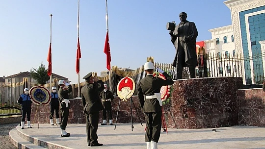 Elazığ'da 10 Kasım Atatürk'ü Anma töreni
