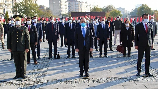 Elazığ'da 10 Kasım Atatürk'ü Anma töreni