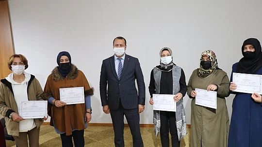 Elazığ'da 103 kadın üretici sertifikalarını aldı