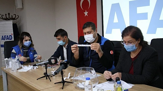 Elazığ'da 111 konut daha sahibini buldu