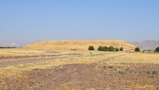 Elazığ'da 17'si yeni 38 arkeolojik alan keşfedildi