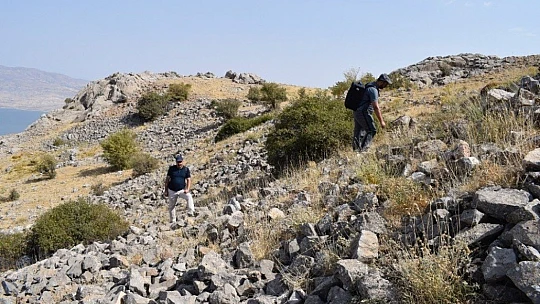 Elazığ'da 17'si yeni 38 arkeolojik alan keşfedildi