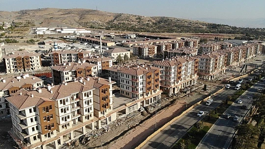 Elazığ'da 2 bin 500'den fazla konut teslim aşamasına geldi
