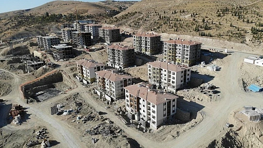 Elazığ'da 2 bin 500'den fazla konut teslim aşamasına geldi