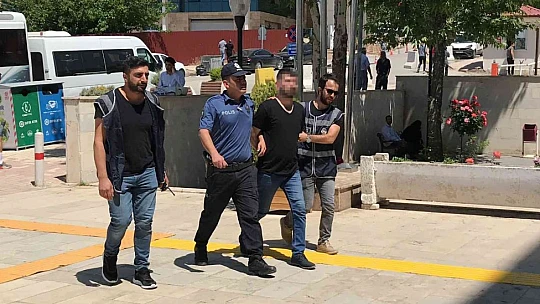 Elazığ'da 2 kişiyi yaralayan ve 21 suç kaydı bulunan şüpheli yakalandı