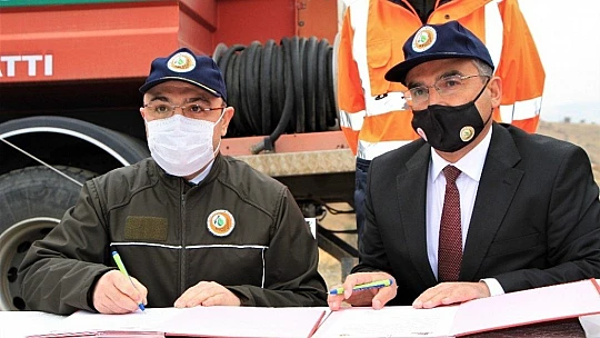 Elazığ'da 223 bin fidan toprakla buluşuyor, ilk fidanlar dikildi