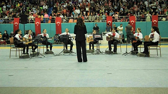 Elazığ'da 23 Nisan coşkuyla kutlandı