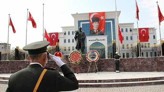 Elazığ'da 29 Ekim Cumhuriyet Bayramı kutlamaları