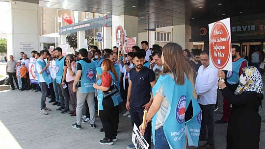 Elazığ'da 3 doktor darp edildi, meslektaşları olayı kınadı