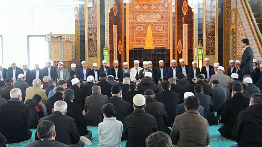 Elazığ'da 34 imam hatip için icazet merasimi düzenlendi