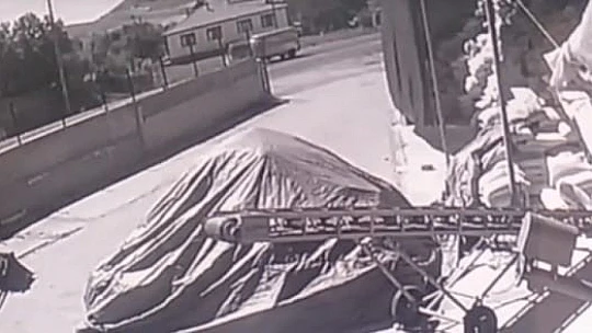 Elazığ'da 4 kişinin yaralandığı kaza kamerada