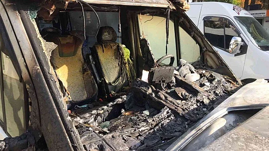 Elazığ'da 4 saatte 3 araç kundaklandı