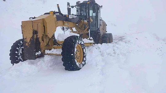 Elazığ'da 72 köy yolu ulaşıma kapandı