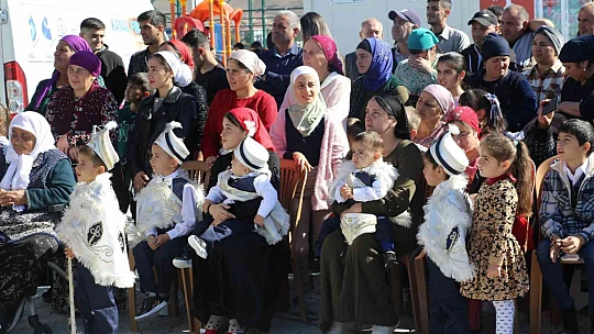 Elazığ'da Ahıska Türkü çocuklar için toplu sünnet töreni düzenlendi