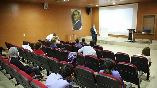 Elazığ'da 'Akademik Yazım ve Araştırma Teknikleri' eğitimi