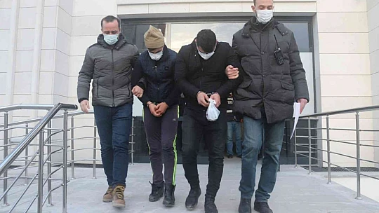 Elazığ'da akü hırsızları tutuklandı