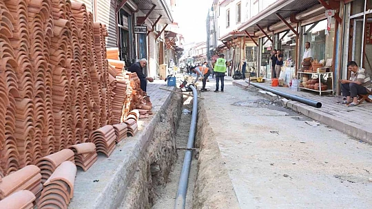 Elazığ'da altyapı yenileme çalışmaları tüm hızıyla sürüyor