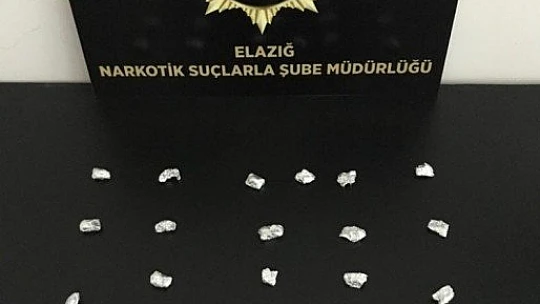 Elazığ'da arandıkça üzerinden kokain çıkan şüpheli tutuklandı