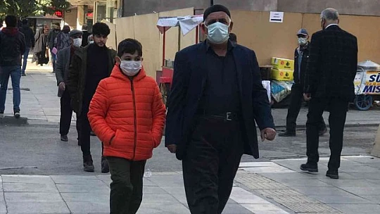 Elazığ'da aşılama artıyor vaka sayıları düşüyor