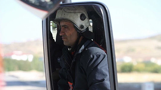 Elazığ'da ateşin kahramanları 8 ayda bin 119 yangına müdahale etti