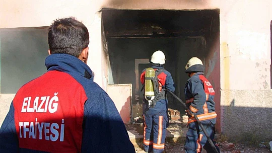 Elazığ'da ateşin kahramanları 8 ayda bin 119 yangına müdahale etti