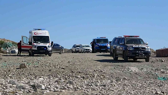 Elazığ'da baraj gölünde kaybolan şahıs 4 gündür aranıyor