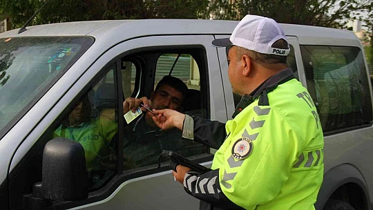 Elazığ'da bayram öncesi drone destekli trafik denetimi