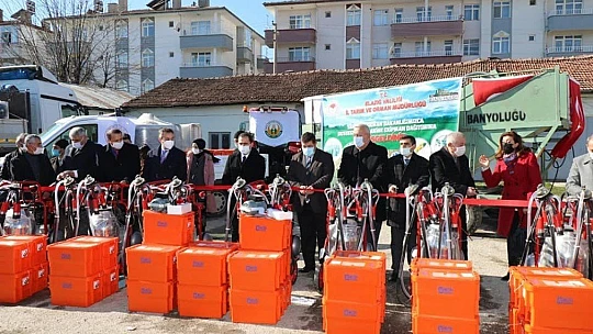 Elazığ'da besicilere makine ekipman desteği