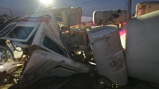 Elazığ'da beton mikseri devrildi: 1 yaralı