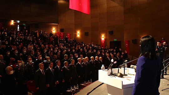 Elazığ'da Çanakkale Zaferi'nin 107. yıl dönümünde şehitler anıldı