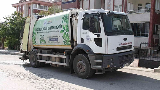 Elazığ'da çöp toplama aracının çarptığı kadın hayatını kaybetti