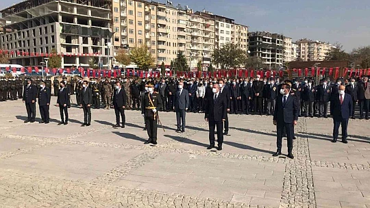 Elazığ'da Cumhuriyet Bayramı kutlamaları