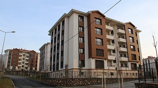 Elazığ'da deprem konutları tek tek tamamlanıyor
