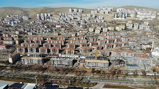 Deprem sonrası yapılan konutlar 100 bin kişiye sıcak yuva olacak