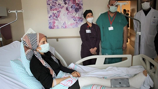 Elazığ'da depremde balkondan atlayanlar o anları anlattı