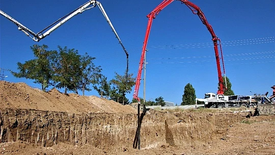 İşadamı Soylu sözünü tuttu: 12 derslikli okulun temeli atıldı