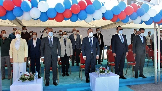 İşadamı Soylu sözünü tuttu: 12 derslikli okulun temeli atıldı