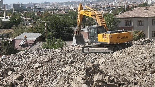 Elazığ'da dinamit kalıntısı polisi alarma geçirdi