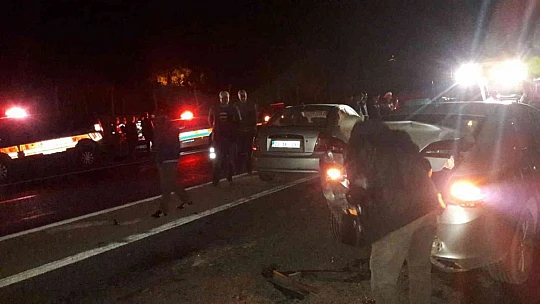 Elazığ'da dört araç birbirine girdi