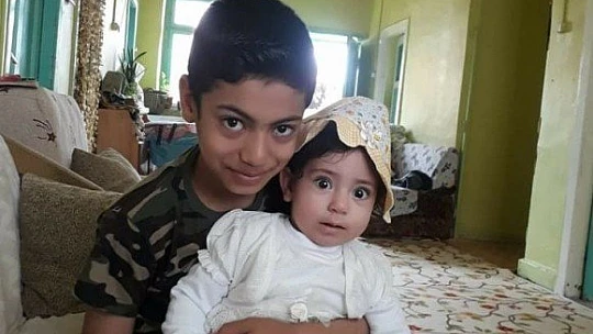 Elazığ'da enkazdan 28 saat sonra kurtulan anne Ayşe ve Yüsra Bebek, depremin izleriyle yaşıyor