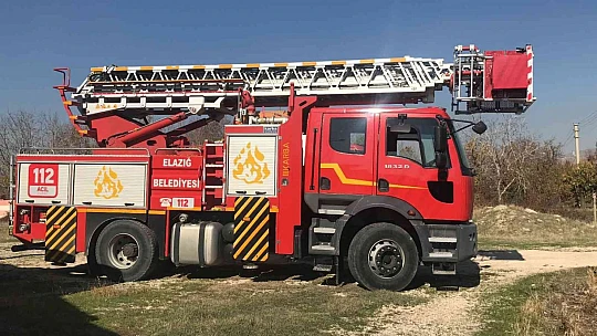 Elazığ'da ev yangını: 1 kişi dumandan etkilendi
