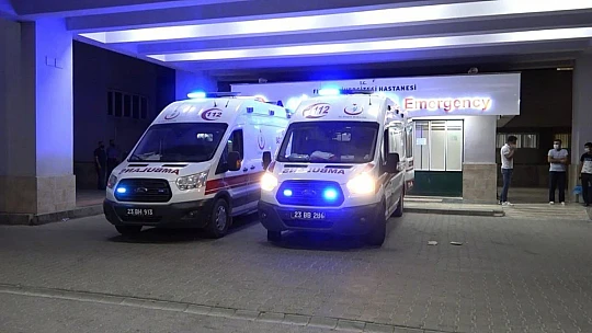 Elazığ'da gıda zehirlenmesi şüphesiyle 11 işçi hastaneye kaldırıldı