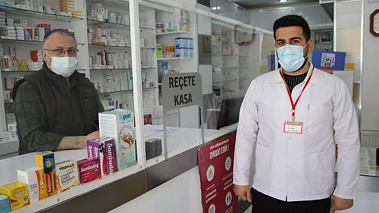 Elazığ'da hafta içi yoğunluk olan caddeler, kısıtlamayla sessizliğe büründü