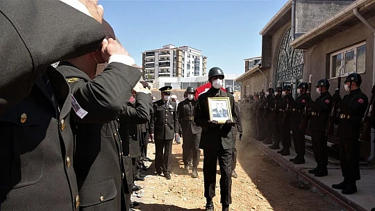 Elazığ'da hayatını kaybeden Kore gazisi son yolculuğuna uğurlandı