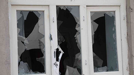 Elazığ'da iki aile arasında silahlı, kılıçlı, bijonlu kavga: 3 yaralı