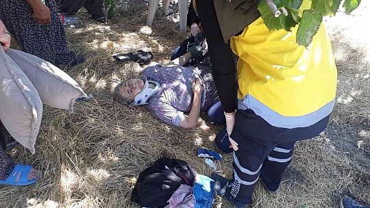 Elazığ'da iki otomobil kafa kafaya çarpıştı: 4 yaralı