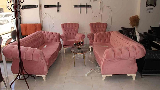 Elazığ'da ikinci el ve spotçular, dört gözle öğrencileri bekliyor